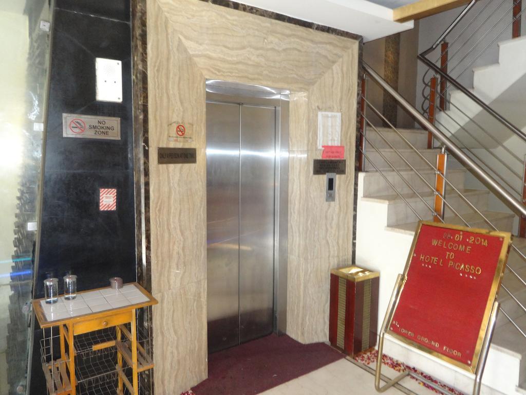 Hotel Picasso Paschim Vihar Delhi - Couple Friendly Local Ids Accepted Εξωτερικό φωτογραφία