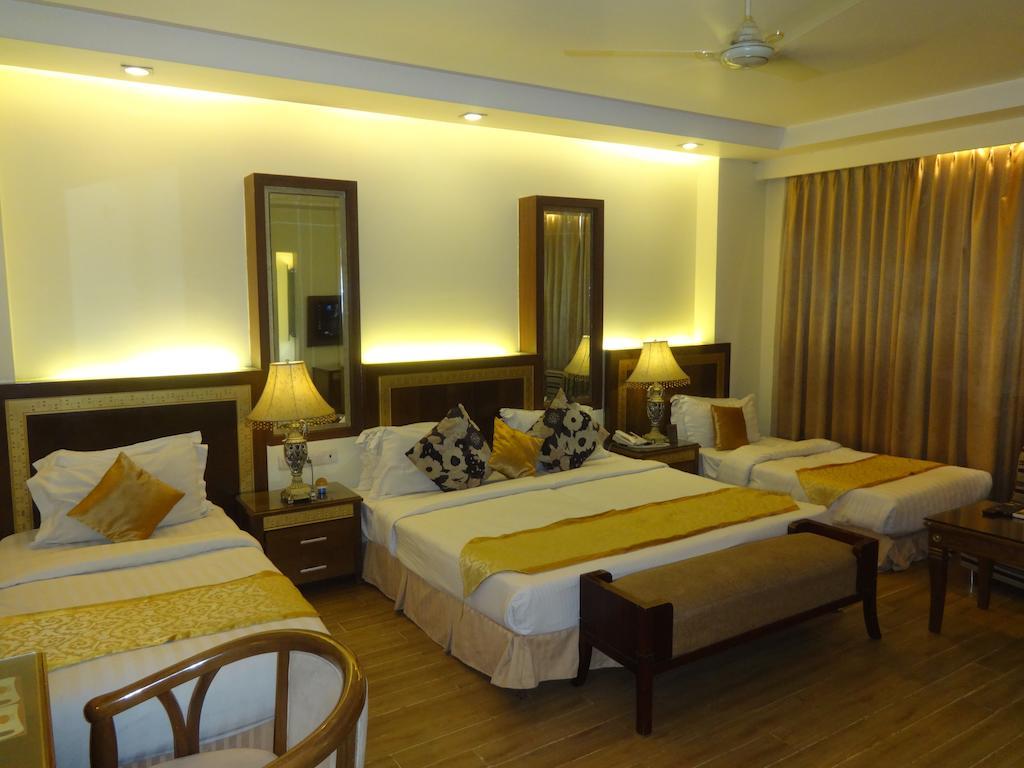 Hotel Picasso Paschim Vihar Delhi - Couple Friendly Local Ids Accepted Εξωτερικό φωτογραφία