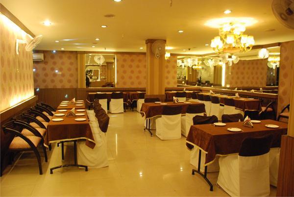 Hotel Picasso Paschim Vihar Delhi - Couple Friendly Local Ids Accepted Εξωτερικό φωτογραφία