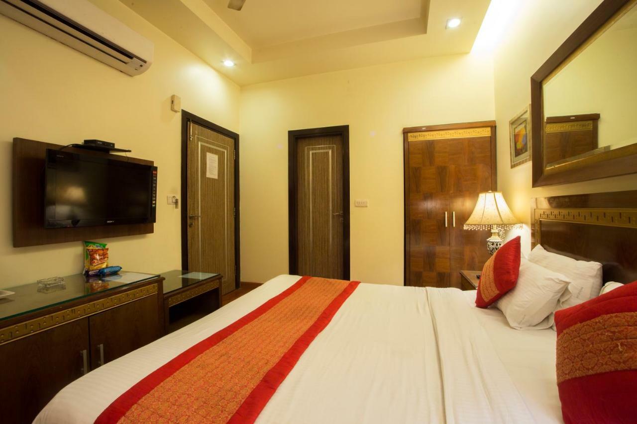 Hotel Picasso Paschim Vihar Delhi - Couple Friendly Local Ids Accepted Εξωτερικό φωτογραφία