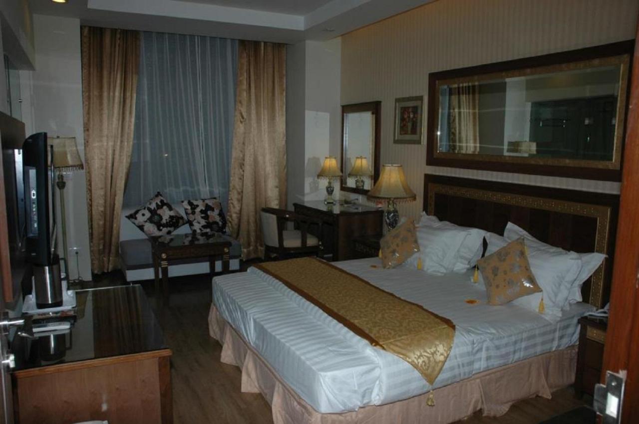 Hotel Picasso Paschim Vihar Delhi - Couple Friendly Local Ids Accepted Εξωτερικό φωτογραφία